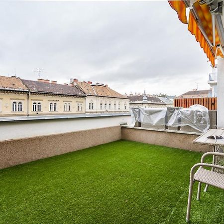 Bpr Garay Suite With Rooftop Terrace & A/C Budapest Exterior photo