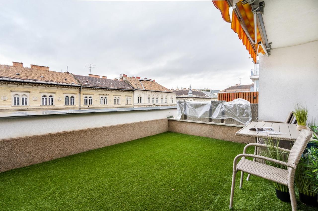 Bpr Garay Suite With Rooftop Terrace & A/C Budapest Exterior photo