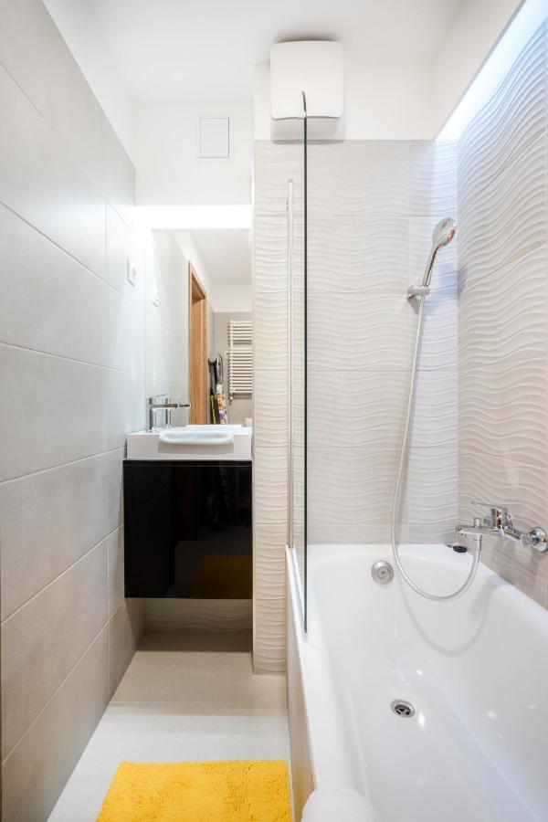 Bpr Garay Suite With Rooftop Terrace & A/C Budapest Exterior photo